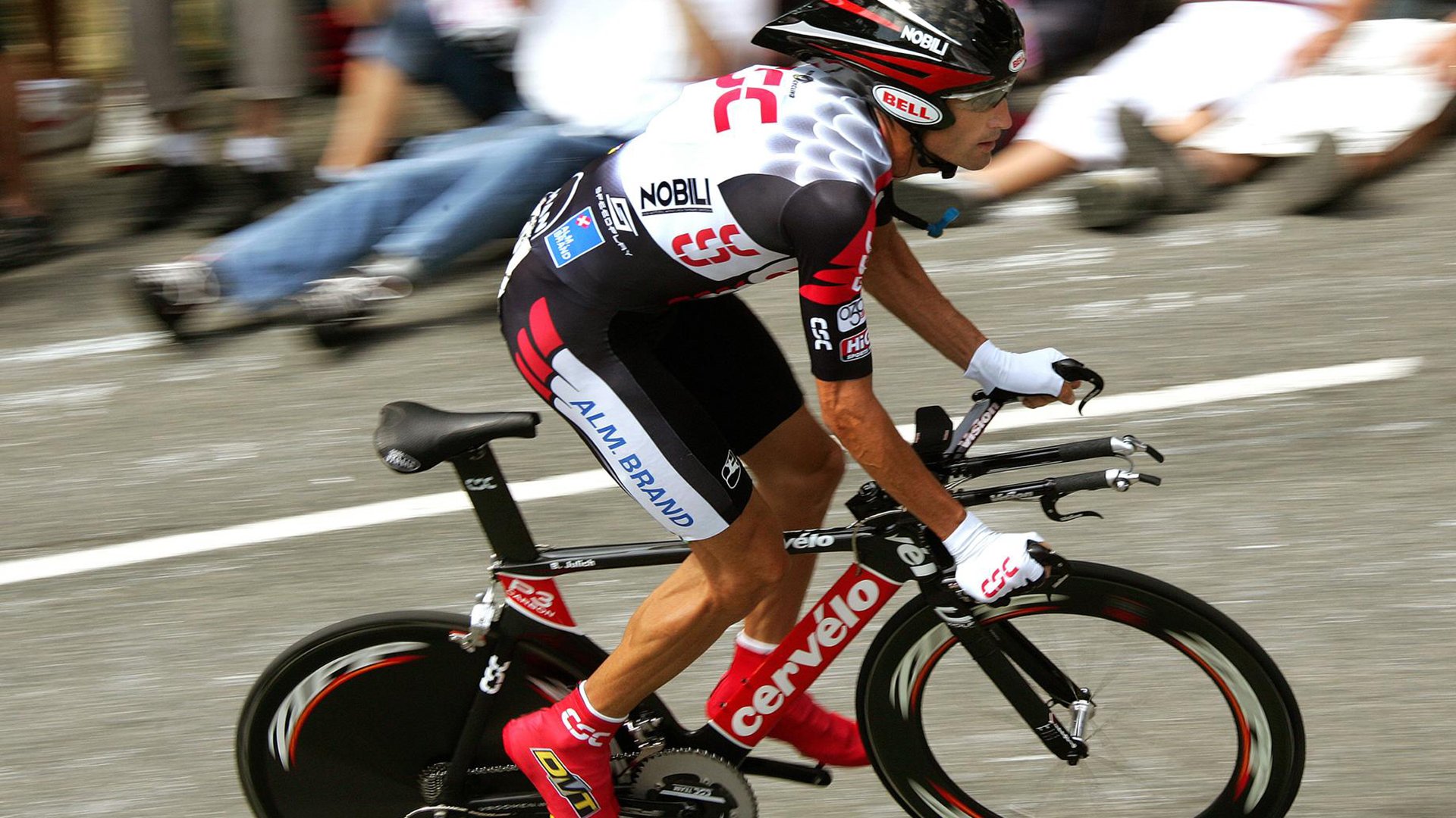 开云下载-保罗个人能力完全展现,新疆队血拼灰熊